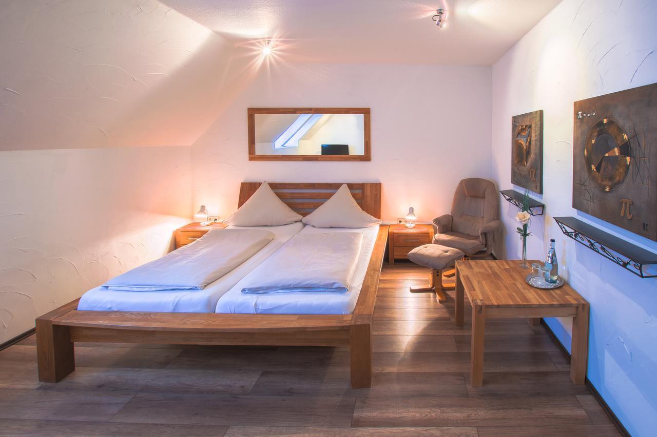 בוקסטהודה Hotel Ovelgoenner Hof מראה חיצוני תמונה